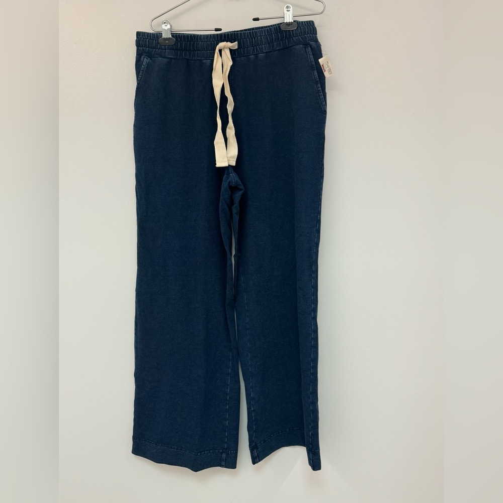 Jane and Delancey Navy Blue Pants with Cream Drawstring